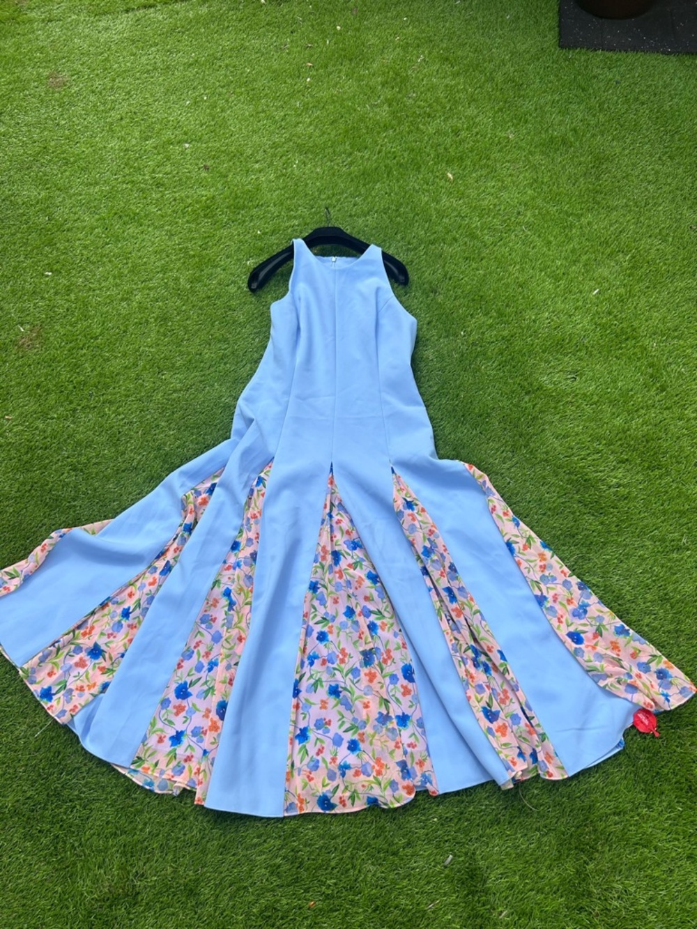 CAROLINA HERRERA SLEEVELESS HALTER GODET MIDI DRESS LAKE BLUE size 6 NEW - Picture 2 of 15